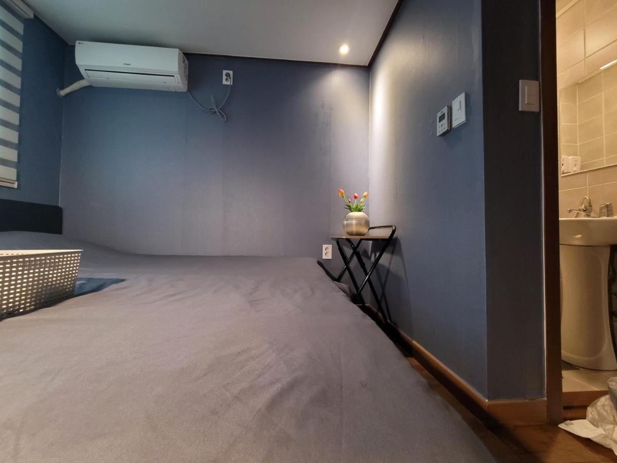 Olive Hostel Myeongdong Séoul Extérieur photo