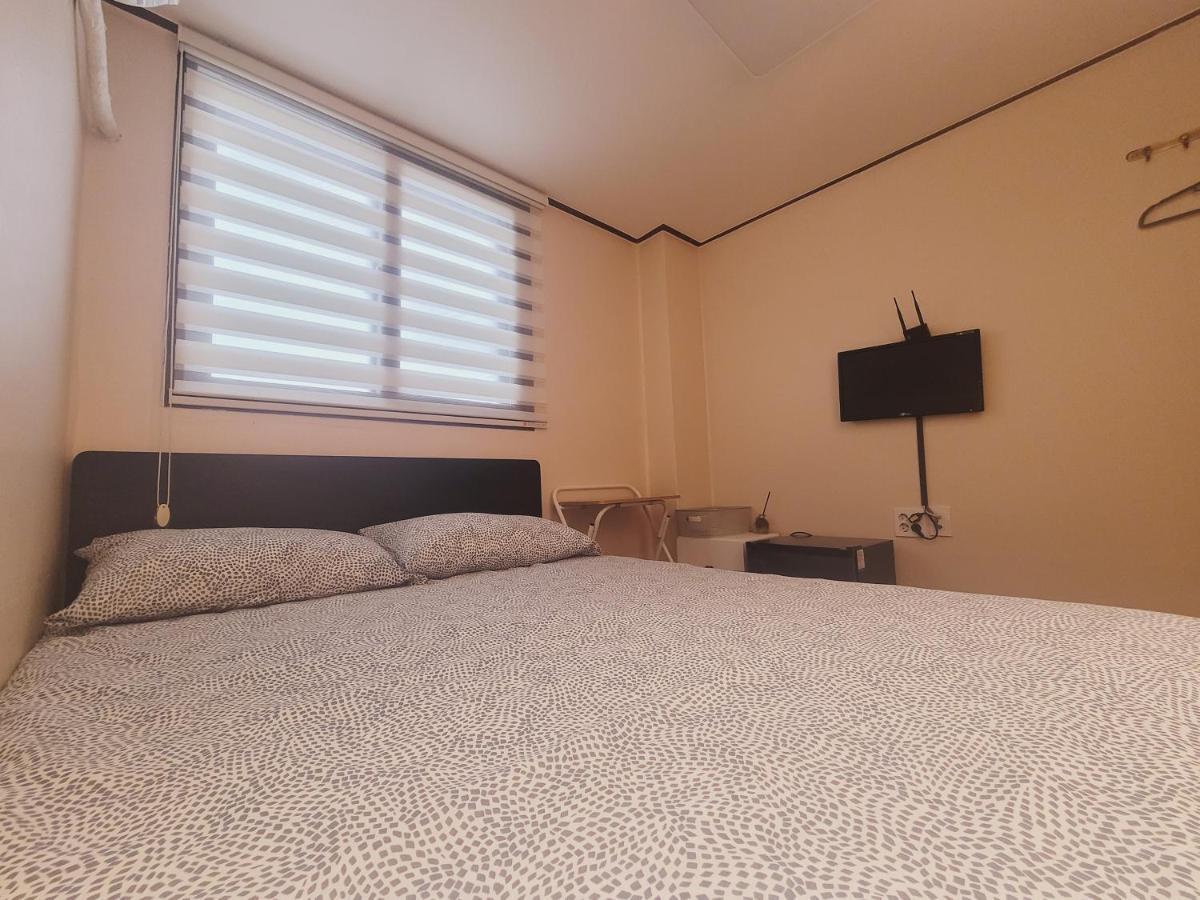 Olive Hostel Myeongdong Séoul Extérieur photo