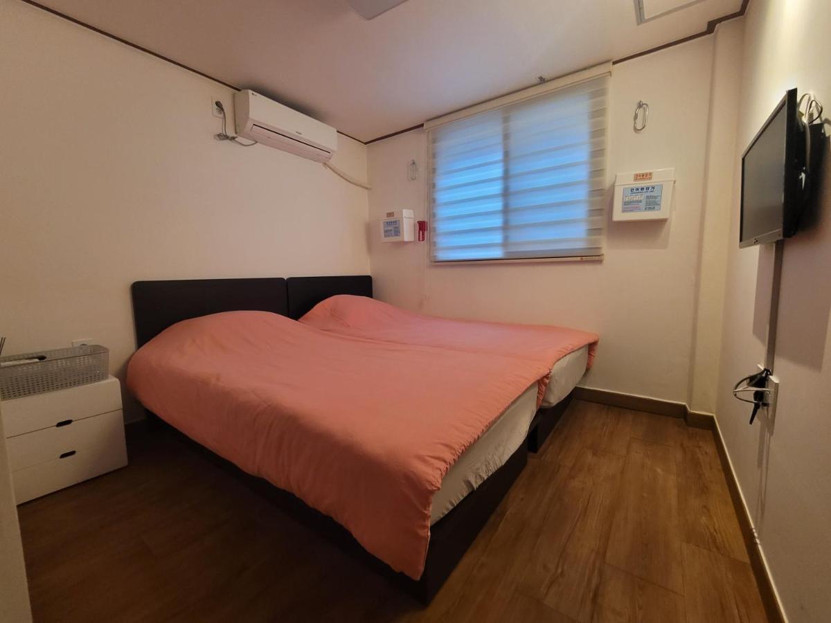 Olive Hostel Myeongdong Séoul Extérieur photo