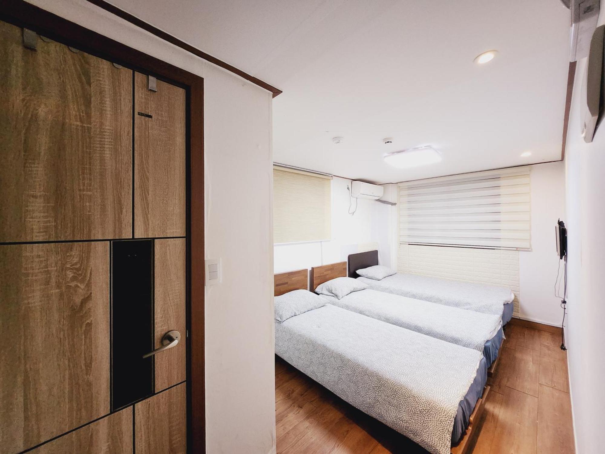 Olive Hostel Myeongdong Séoul Extérieur photo